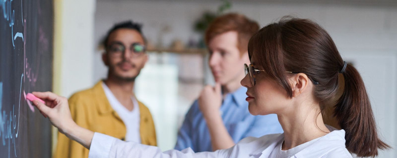 Personalisierte IELTS Prüfungsvorbereitung in unserem Zentrum in Lausanne